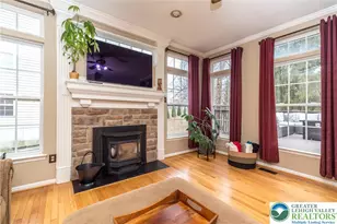 2070 Huber Dr, Milford Twp, PA 18951 - Photo 4