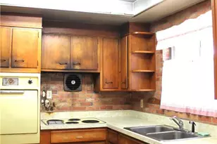 2465 Jacksonville Rd, Hanover Twp, PA 18017 - Photo 8