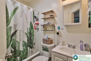 754 E Green St, Allentown City, PA 18109 - Photo 32