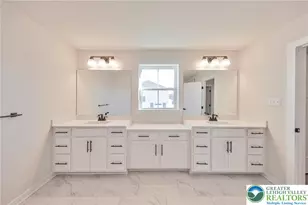 2890 Hawk Vly Ct, Upper Saucon Township, PA 18034 - Photo 24