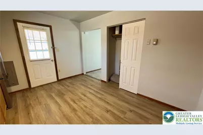 302 Cypress Street #1, North Catasauqua Bor, PA 18032 - Photo 6