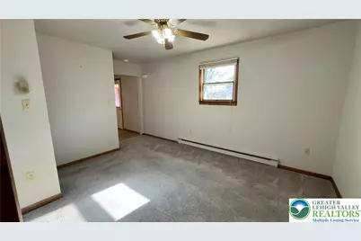 302 Cypress Street #1, North Catasauqua Bor, PA 18032 - Photo 12