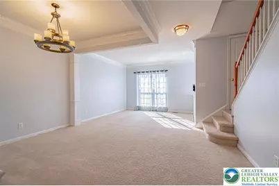 5207 Chandler Way, South Whitehall Township, PA 18069 - Photo 8