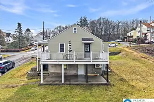 25 Spring St, Port Carbon, PA 17965 - Photo 10