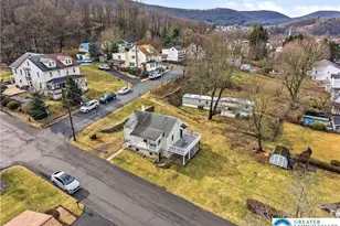 25 Spring St, Port Carbon, PA 17965 - Photo 6