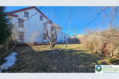 253 W Main Street, Bath, PA 18014 - Photo 2