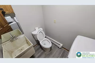 253 W Main Street, Bath, PA 18014 - Photo 8