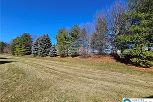 35 Inverness Ln, Palmer Twp, PA 18045 - Photo 2