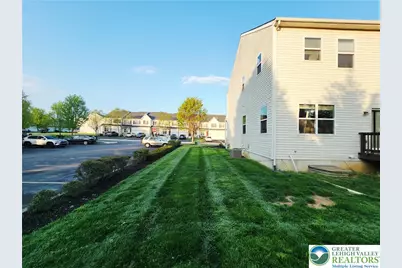 937 King Way, Upper Macungie Township, PA 18031 - Photo 8