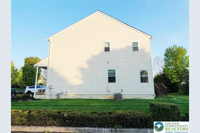 937 King Way, Upper Macungie Township, PA 18031 - Photo 6