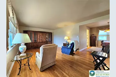 1948 Belleview Drive, Whitehall Township, PA 18052 - Photo 4