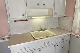 301 Tobias Dr, Hellertown Boro, PA 18055 - Photo 16