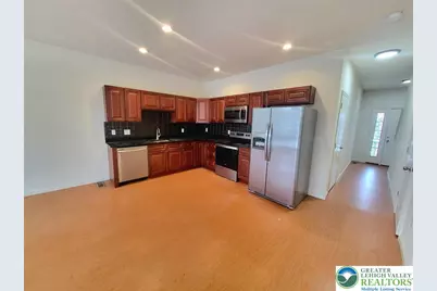 2169 S Poplar Street, Allentown City, PA 18103 - Photo 4