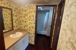 140 S Front St, Coplay Boro, PA 18037 - Photo 10