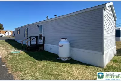 5475 Hamilton Boulevard #23, Allentown City, PA 18106 - Photo 2