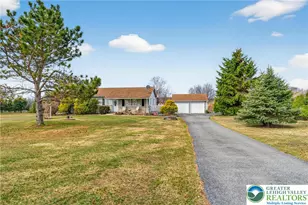 8161 Valley View Rd, East Allen Township, PA 18067 - Photo 4