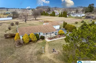 8161 Valley View Rd, East Allen Township, PA 18067 - Photo 6