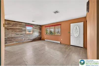 8161 Valley View Road, East Allen Township, PA 18067 - Photo 12