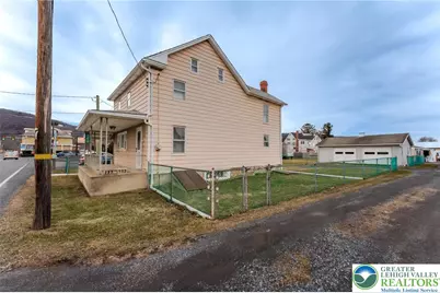 1358 Blue Mountain, Lehigh Township, PA 18038 - Photo 6