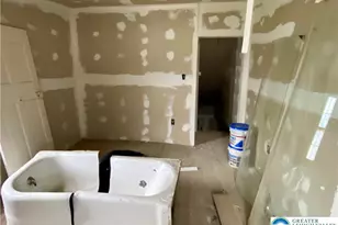 125 Carbon St, Minersville, PA 17954 - Photo 10