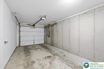 839 Lynnwood Street, Salisbury Township, PA 18103 - Photo 32