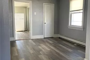 424 E Cranberry Ave, Hazle Township, PA 18201 - Photo 10