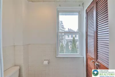 303 W Lincoln Street, Easton, PA 18042 - Photo 28