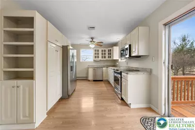 6527 Walnut Lane, Coopersburg Boro, PA 18036 - Photo 6