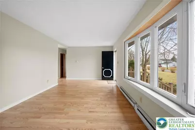 6527 Walnut Lane, Coopersburg Boro, PA 18036 - Photo 4