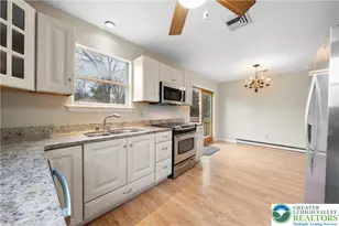 6527 Walnut Ln, Coopersburg Boro, PA 18036 - Photo 8