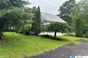 3538 Mountain Rd, Washington Township, PA 18080 - Photo 2