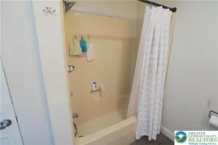 3863 Mauch Chunk Rd, Allentown City, PA 18104 - Photo 22