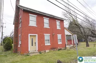 3863 Mauch Chunk Rd, Allentown City, PA 18104 - Photo 1