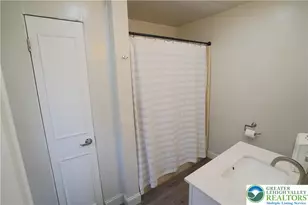 3863 Mauch Chunk Rd, Allentown City, PA 18104 - Photo 20