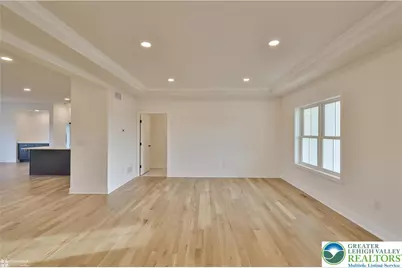 448 Long Lane Road, Lehigh Township, PA 18088 - Photo 6