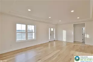 448 Long Lane Rd, Lehigh Township, PA 18088 - Photo 8