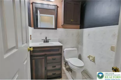 4701 Kathi Drive, Hanover Twp, PA 18017 - Photo 24