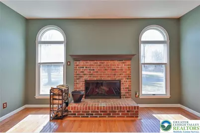 4701 Kathi Drive, Hanover Twp, PA 18017 - Photo 10