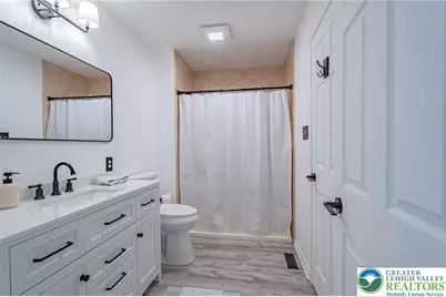 362 Hillview Drive, Lower Nazareth Twp, PA 18064 - Photo 46