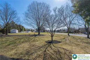 362 Hillview Dr, Lower Nazareth Twp, PA 18064 - Photo 72