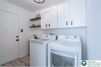 362 Hillview Drive, Lower Nazareth Twp, PA 18064 - Photo 38