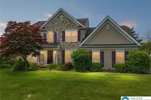 2190 Beechwood St, Upper Macungie Township, PA 18069 - Photo 2