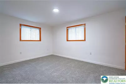 3442 Hickory Circle, South Whitehall Township, PA 18103 - Photo 18