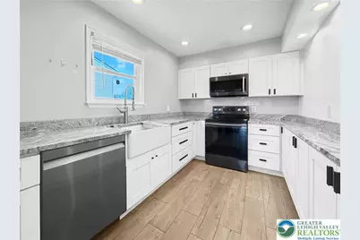 276 Poplar Street, Catasauqua Boro, PA 18032 - Photo 4