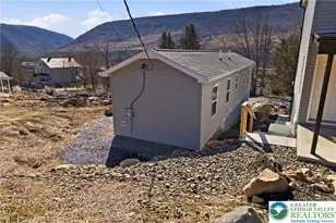 1021 Princeton Ave, Palmerton Boro, PA 18071 - Photo 14