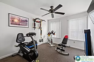 2555 Chestnut Ln, Forks Twp, PA 18040 - Photo 16