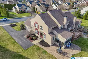 2161 Woodridge Dr, Lower Macungie Township, PA 18062 - Photo 4