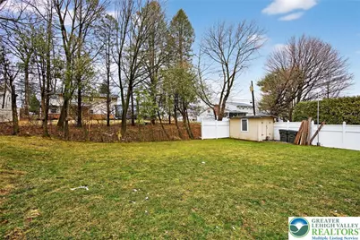 602 E Lexington Street #C, Salisbury Township, PA 18103 - Photo 8