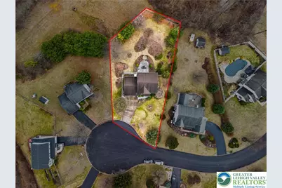 5235 Surrey Court, Upper Macungie Township, PA 18104 - Photo 10