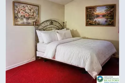 1989 Forest Lane, Lower Macungie Township, PA 18103 - Photo 18